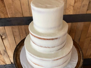 Semi Naked Cake
