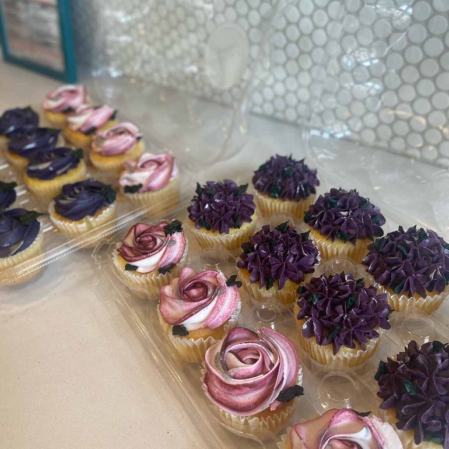 purple hydrangea purple rose cupcake