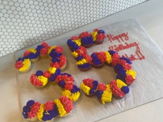 Number cupcake board Number cupcake board