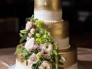 Gold Brushed 3 Tier Cake with Bead Border