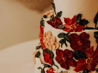 3 Tier Rough Florals Cake