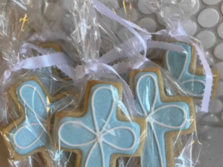 Crosscookies sugar cookies cross