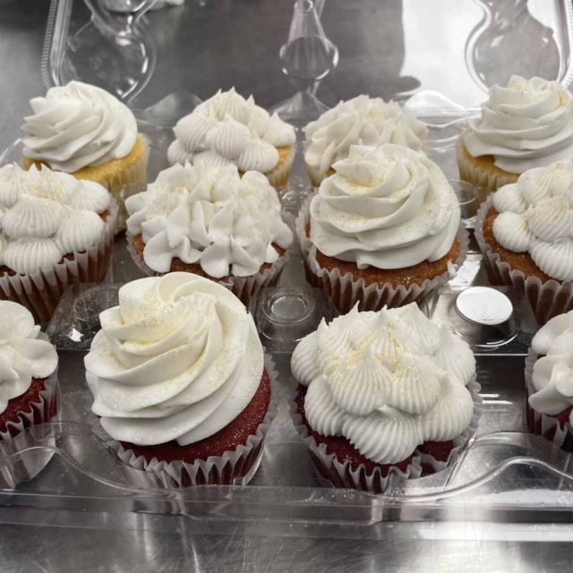 bridal-swirl-cupcakes
