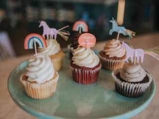 decorated-cupcakes-memphis-01