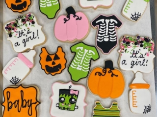 halloween-theme-cookies-memphis