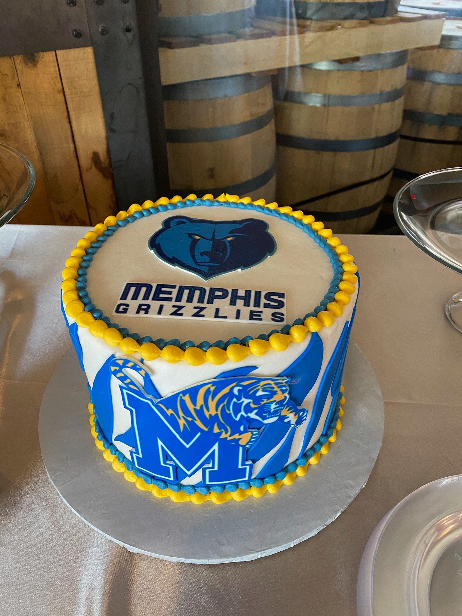 Memphis Birthday Cakes Custom Cakes Wedding Cake Tasting