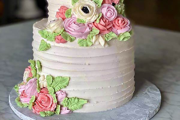 Trending Wedding Cake Designs That are Going to Rule 2022 - Event Planning  Ideas, Wedding Planning Tips | BookEventz Blog | Wedding cake designs  simple, Engagement cake toppers, Engagement cake design